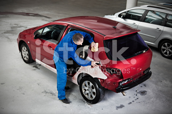 Huollamme kaikki merkit ammattitaidolla